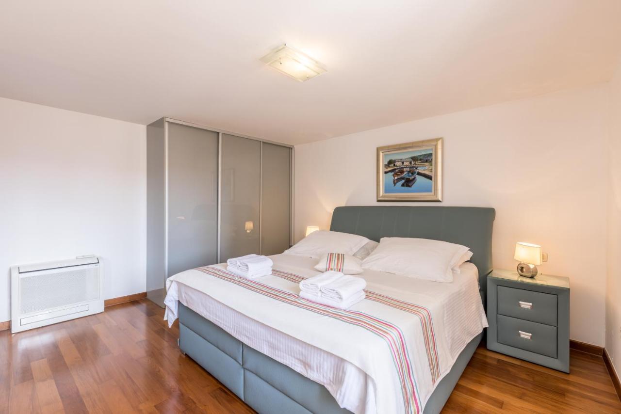 Peristil Apartment Split Buitenkant foto